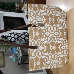 Von Maur tote NWT